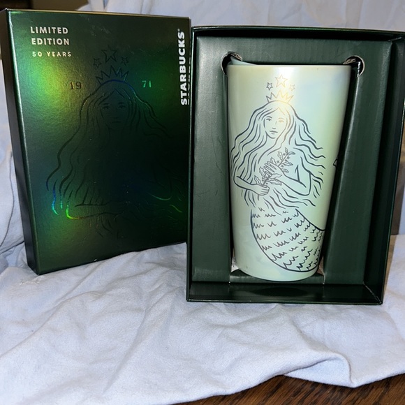 Limited Edition Starbucks ceramic mug - Picture 3 of 8